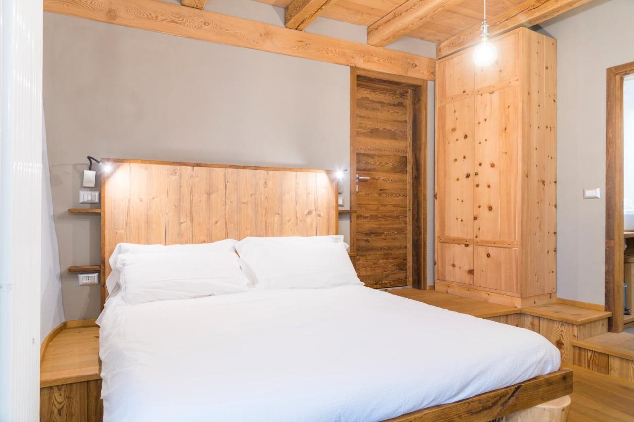 La Placette - Albergo Diffuso E Trattoria Usseaux Buitenkant foto