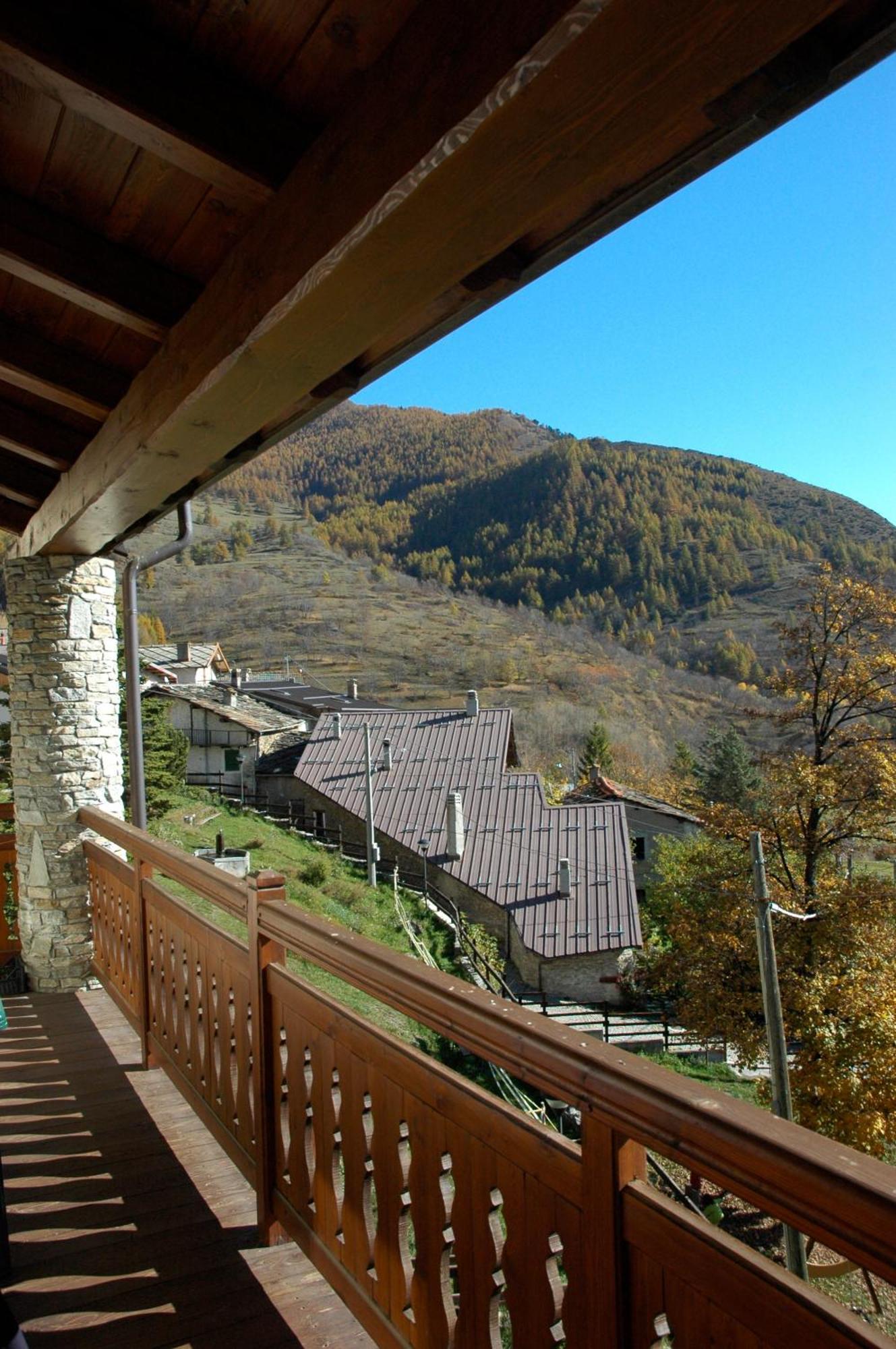 La Placette - Albergo Diffuso E Trattoria Usseaux Buitenkant foto
