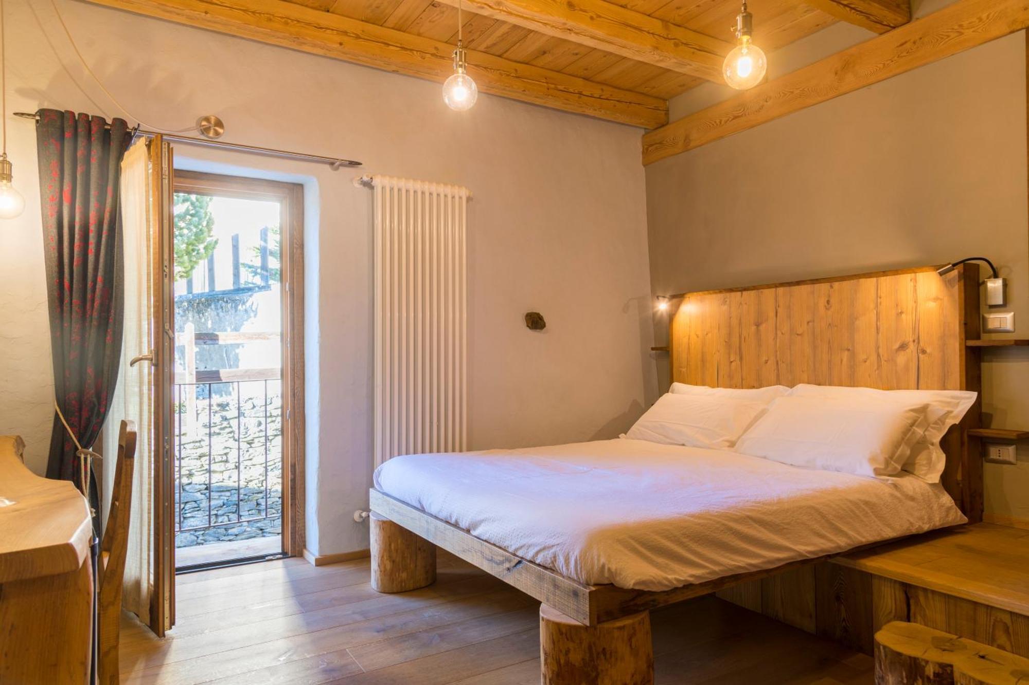 La Placette - Albergo Diffuso E Trattoria Usseaux Buitenkant foto