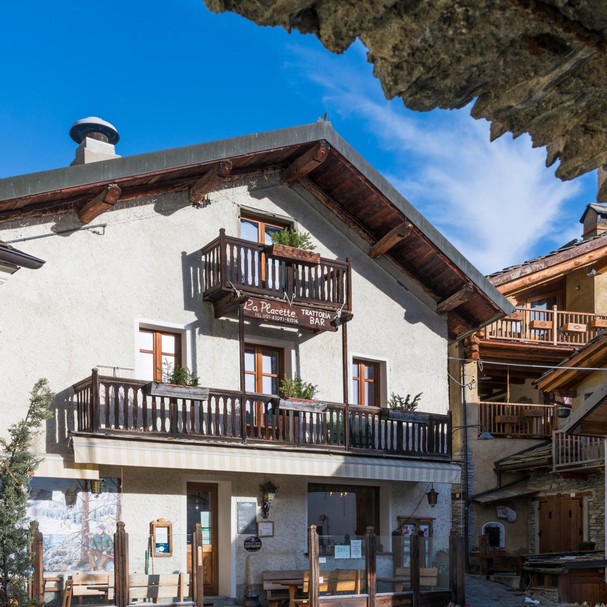 La Placette - Albergo Diffuso E Trattoria Usseaux Buitenkant foto