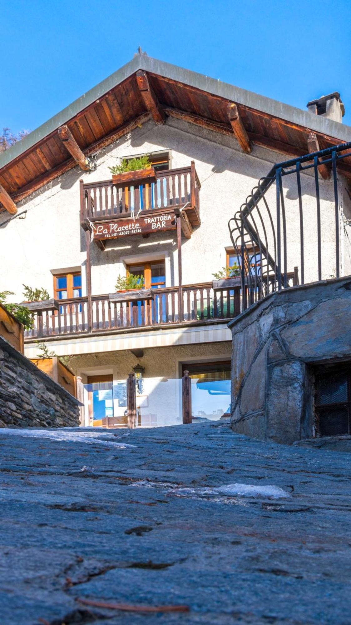 La Placette - Albergo Diffuso E Trattoria Usseaux Buitenkant foto