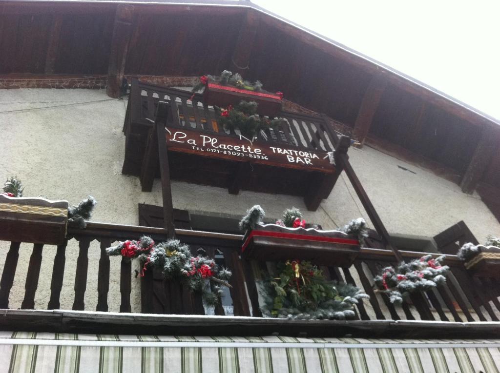 La Placette - Albergo Diffuso E Trattoria Usseaux Buitenkant foto